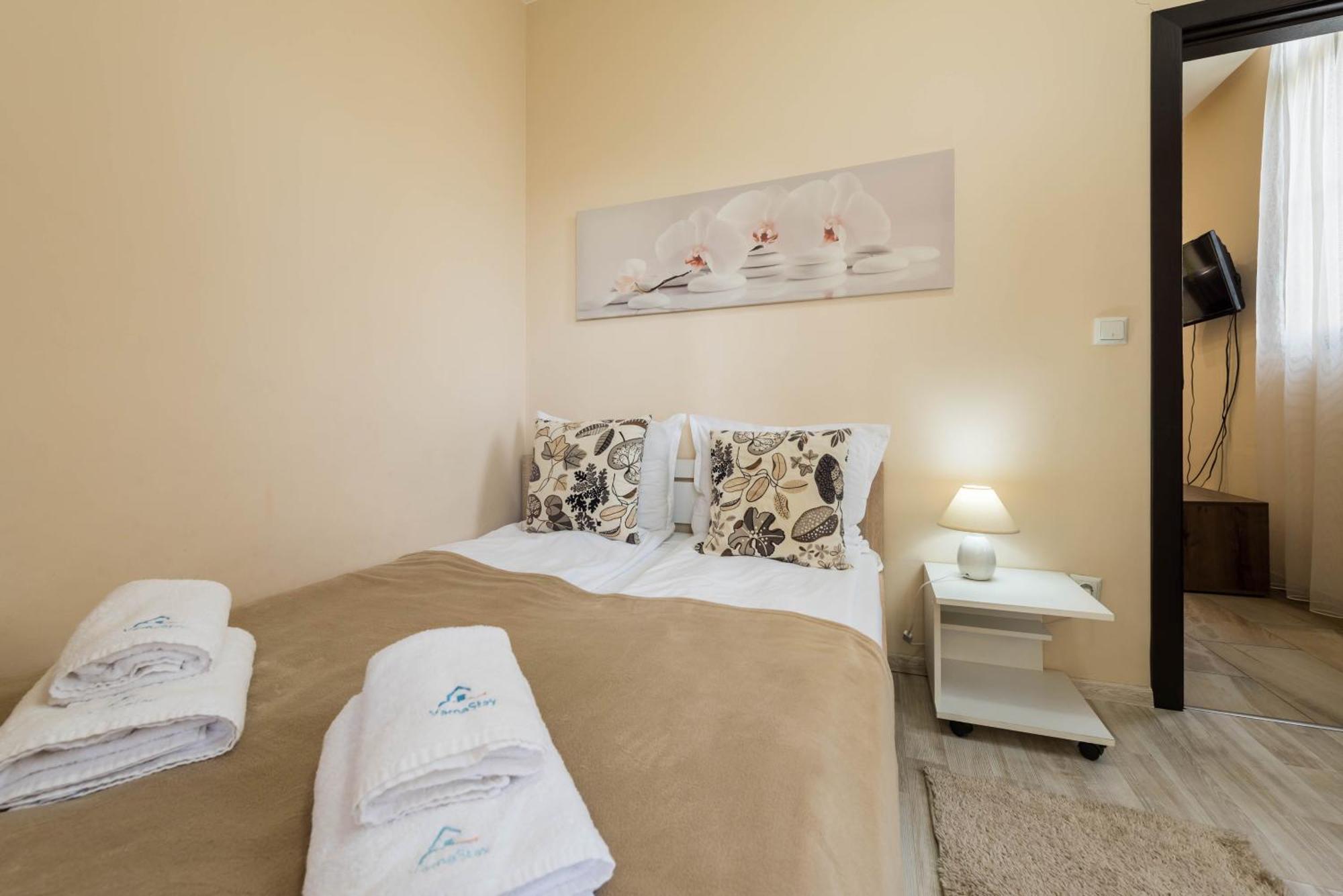 Two Bedroom Cathedral View Apartment Varna Luaran gambar